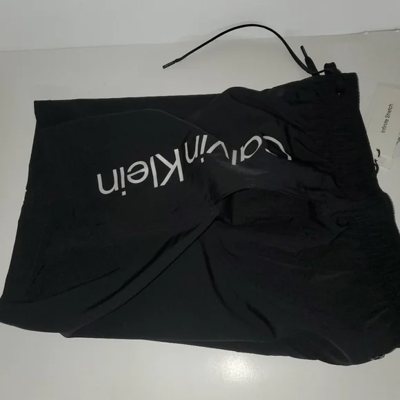 Swimwear Calvin Klein, chlorine resistant, upf 40 + protection, new, size XS. - Picture 3 of 13